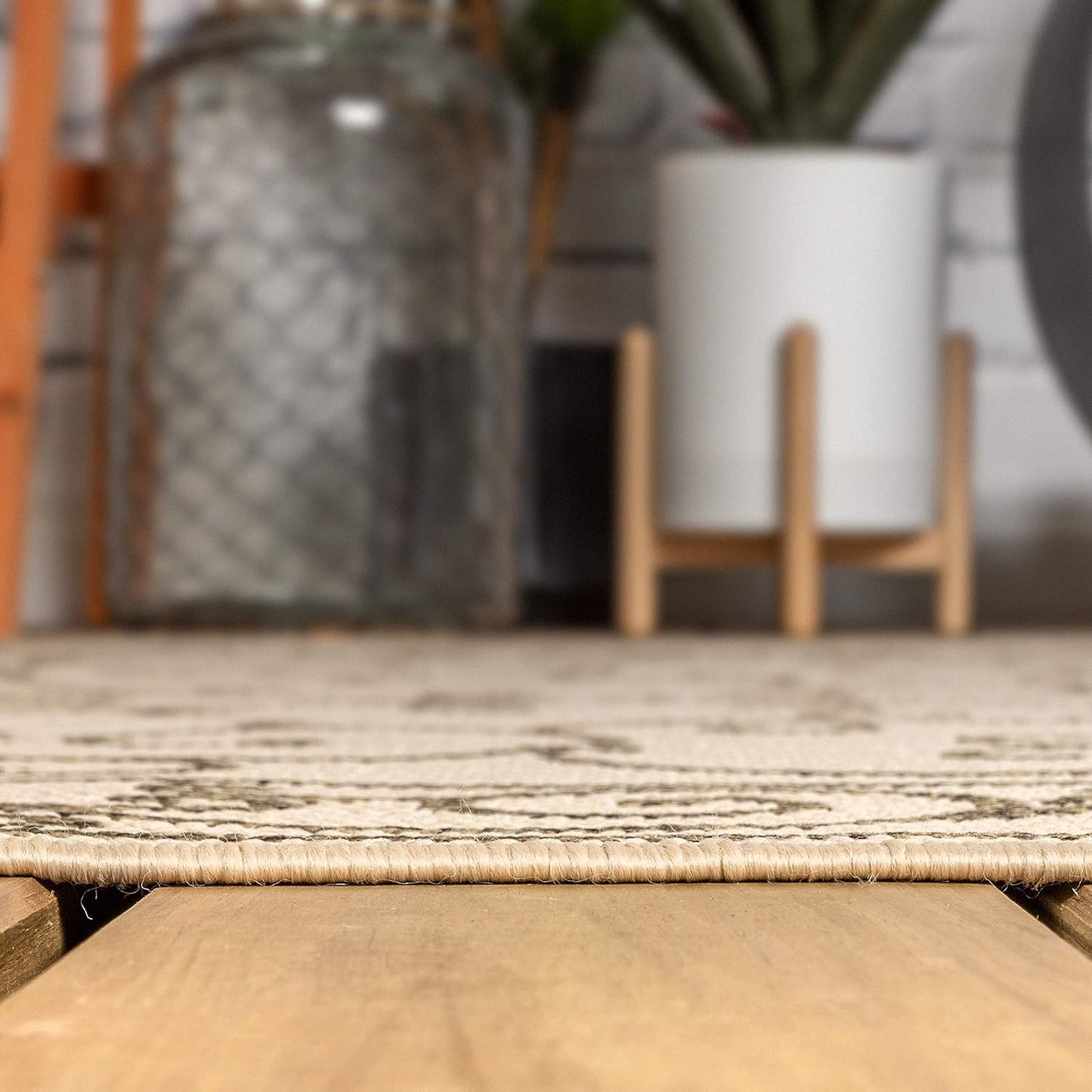 JONATHAN Y Vintage Filigree Indoor Outdoor Square Area Rug 9X9 Beige/Brown, Charleston Textured Weave for Backyard, Patio, Porch, Easy-Cleaning, High Traffic, Pet-Friendly, Non-Shedding (SMB106A-9SQ)