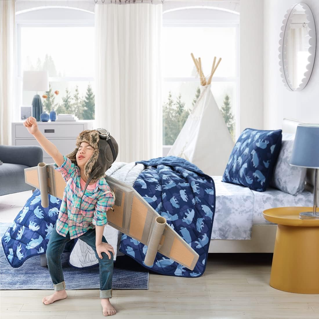 Eddie Bauer - Twin Quilt Set, Reversible Kids Bedding with Matching Sham, Medium-Weight Toddler Bed Set, Dorm Essentials (Camp Camo Navy)