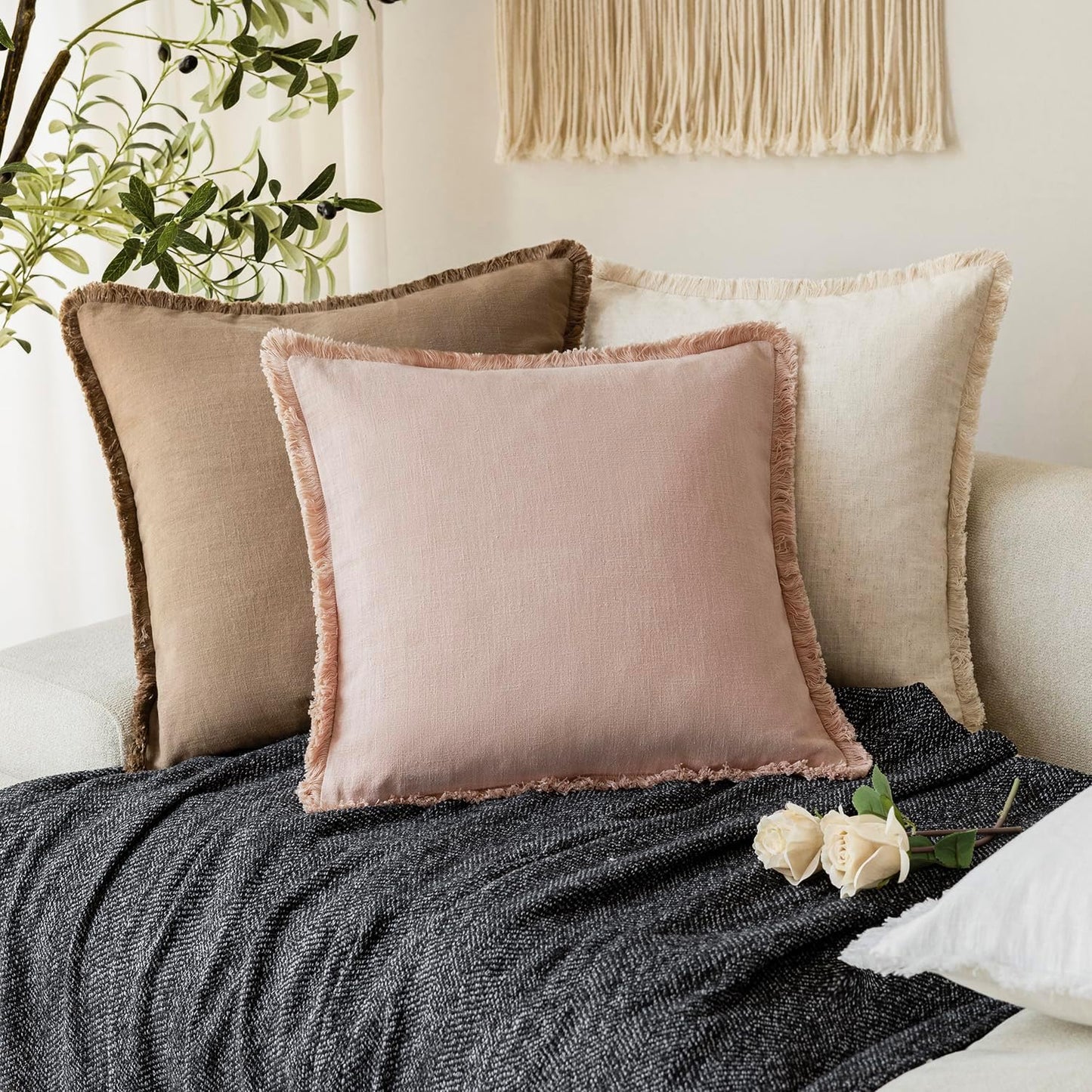 Foindtower Set of 2 Decorative Linen Fringe Throw Pillow Covers Boho Farmhouse Cushion Cover with Tassels Soft Accent Pillowcase for Couch Chair Sofa Bed Living Room Home Decor,18×18 Inch,Light Pink