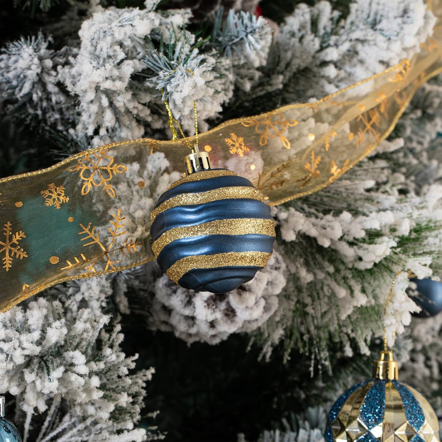 100Pcs Christmas Balls Ornaments Set, Shatterproof Christmas Decorations with Hand-held Gift Package for Xmas Tree/Holiday/Wedding/Holiday/Party Decor (Blue & Gold)