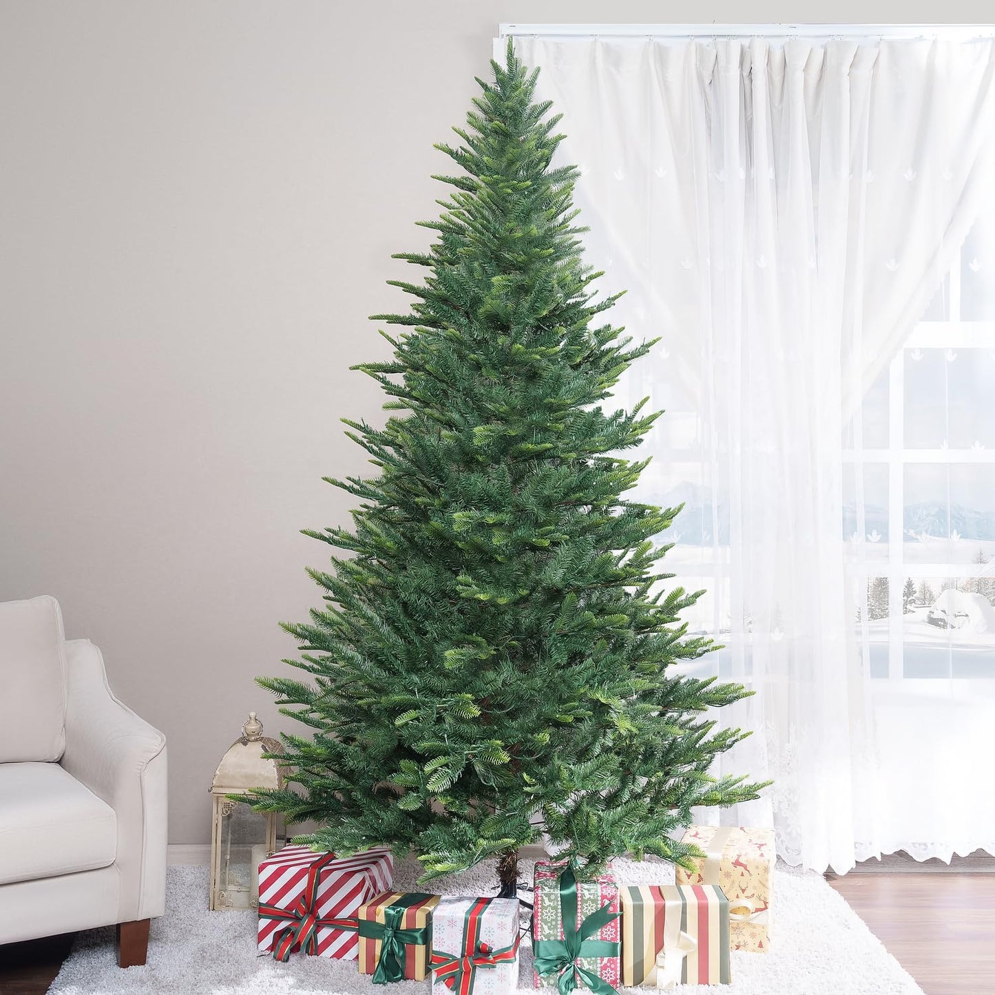 Naomi Home 6.5ft Nordic Christmas Tree with Lights, Realistic Charming Prelit with 921 Branch Tips, 500 Warm Lights and Metal Stand, Aritificial Tree