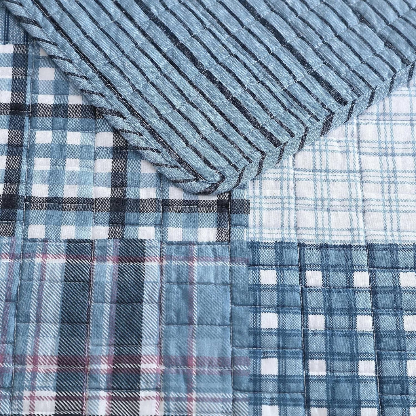 Eddie Bauer - King Quilt Set, Reversible Cotton Bedding with Matching Shams, Classic Floral Home Decor with Plaid Reverse (Flower Field Green, King)