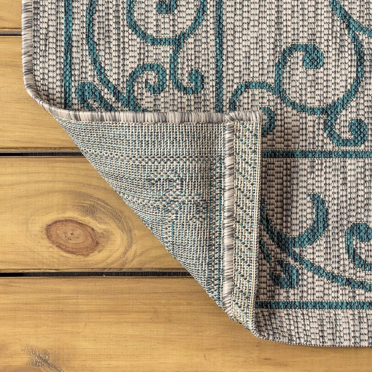 JONATHAN Y Vintage Filigree Indoor Outdoor Round Area Rug 5 Ft Gray/Teal, Charleston Textured Weave for Backyard, Patio, Porch, Easy-Cleaning, High Traffic, Pet-Friendly, Non-Shedding (SMB106E-5R)